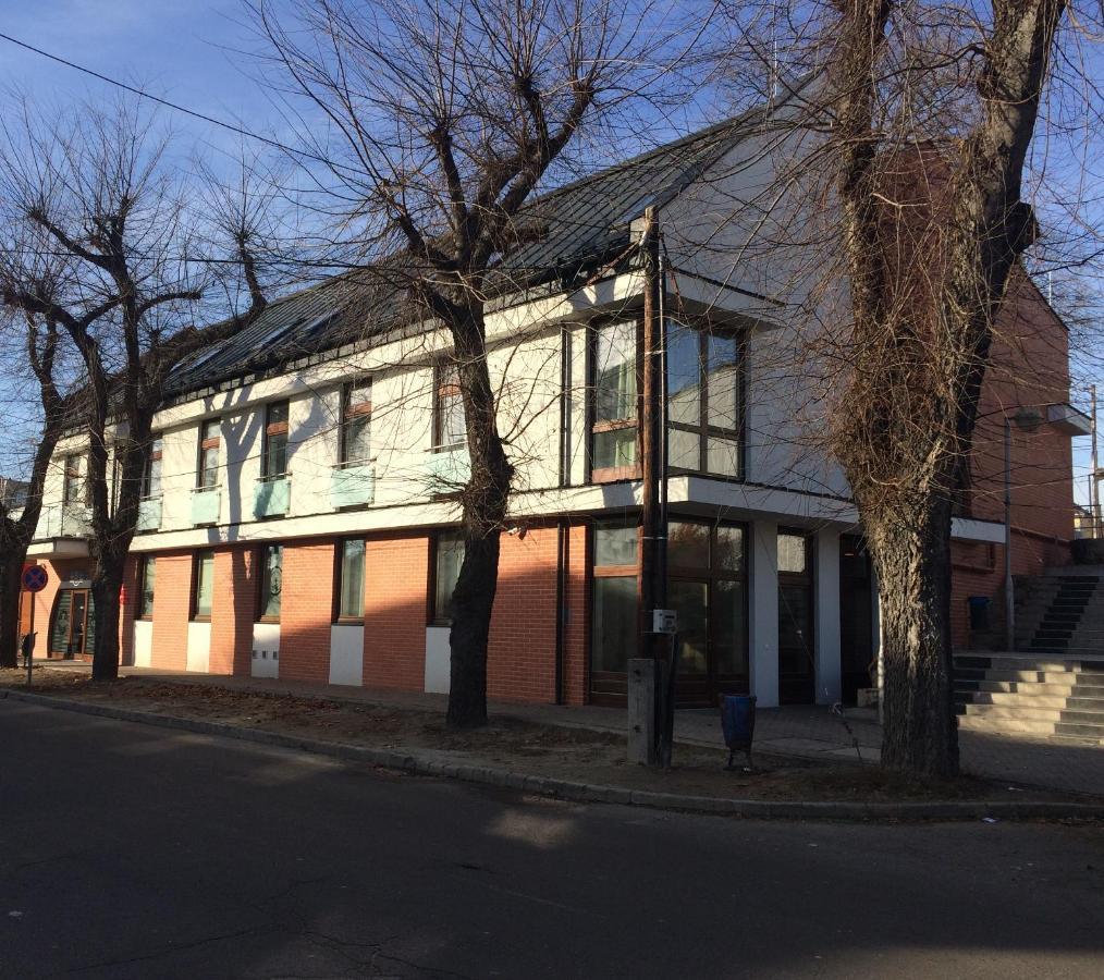 Cvse Clubhaz Es Panzio Bed and Breakfast Cegléd Buitenkant foto
